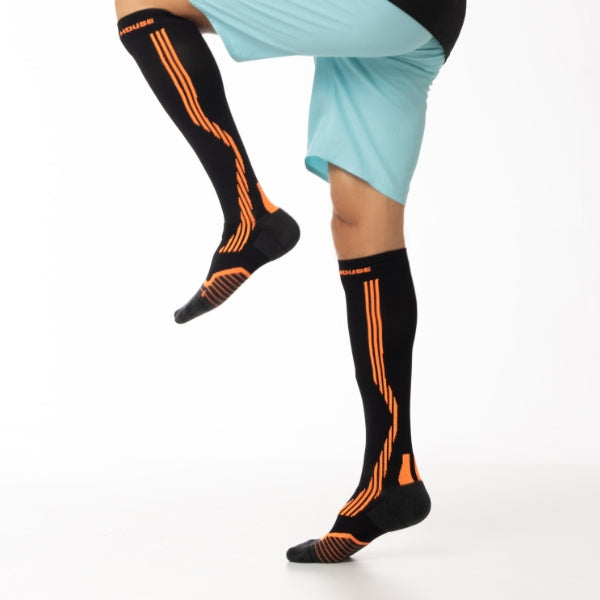 3 paquets de chaussettes hautes de compression de cross-country pour hommes, trois couleurs