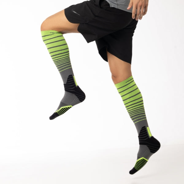 Paquetes de 2 calcetines hasta la rodilla de compresión para correr para hombre BG